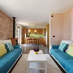 Casa Giuly 度假居 *